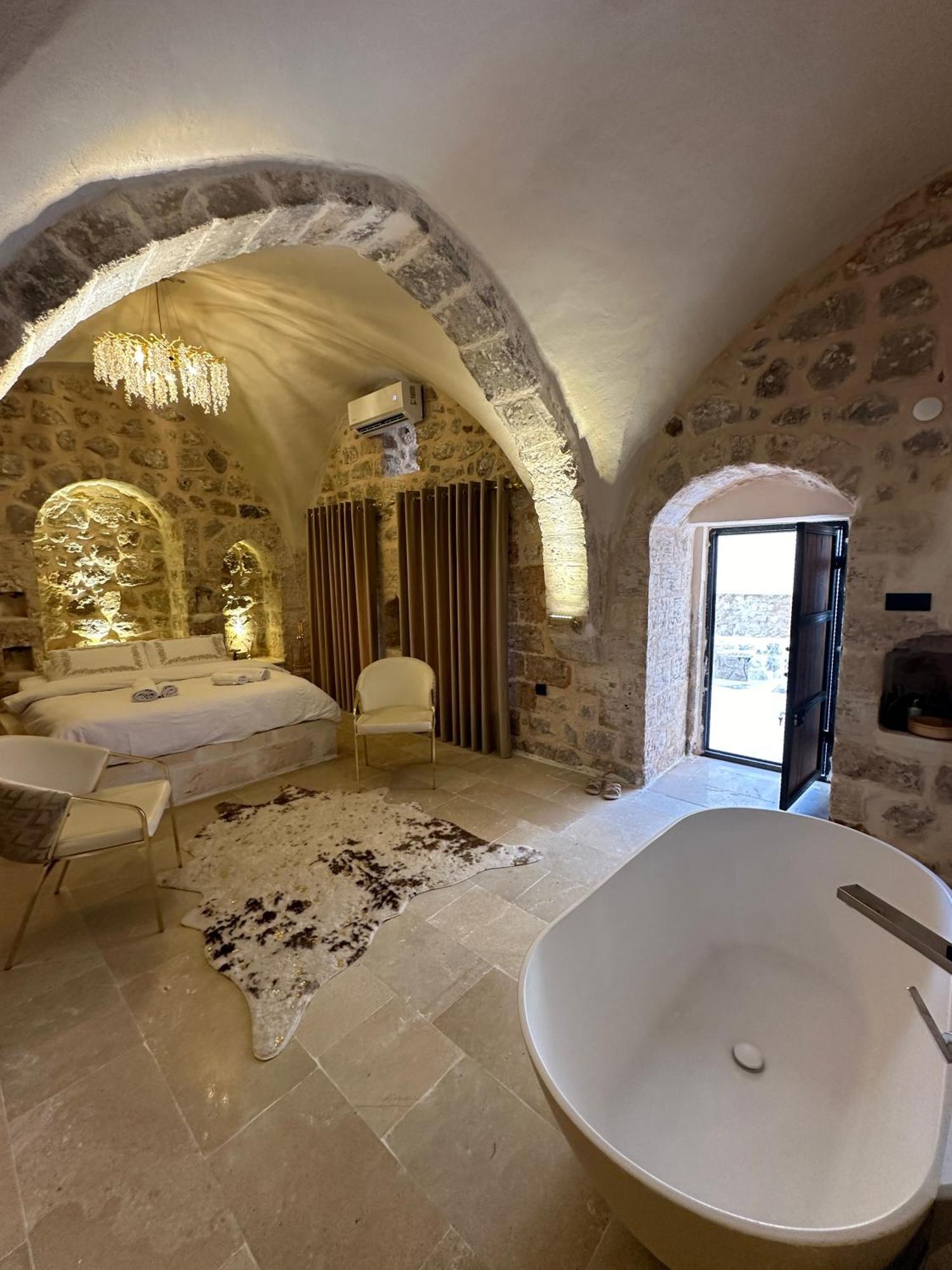 Miri Cave Suite 마르딘 외부 사진