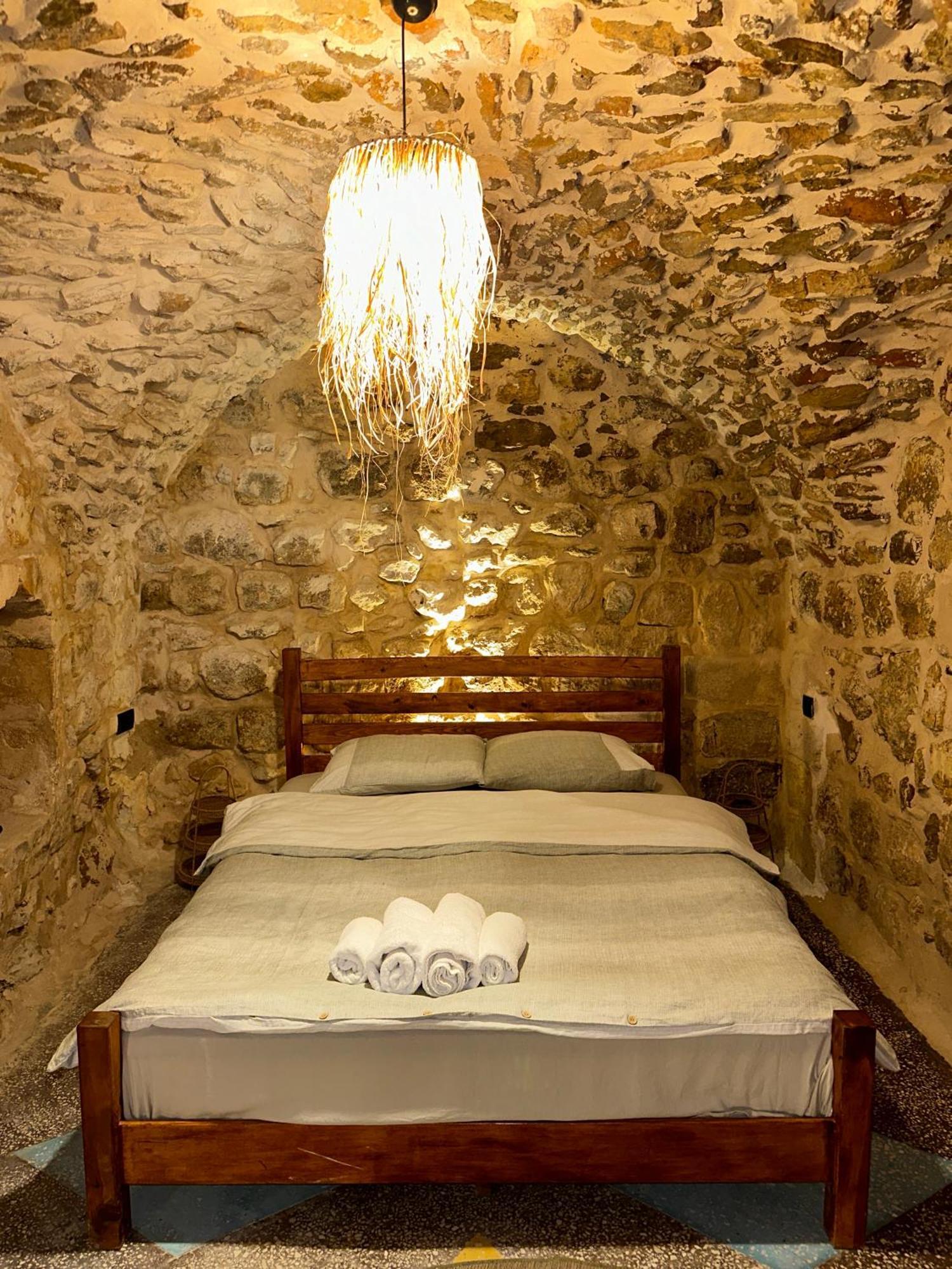 Miri Cave Suite 마르딘 외부 사진